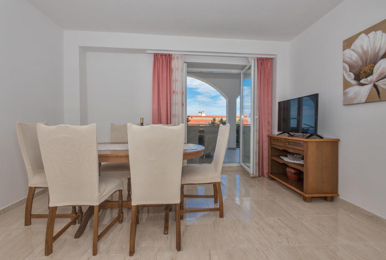 Apartman Pinto Makarska Exterior photo