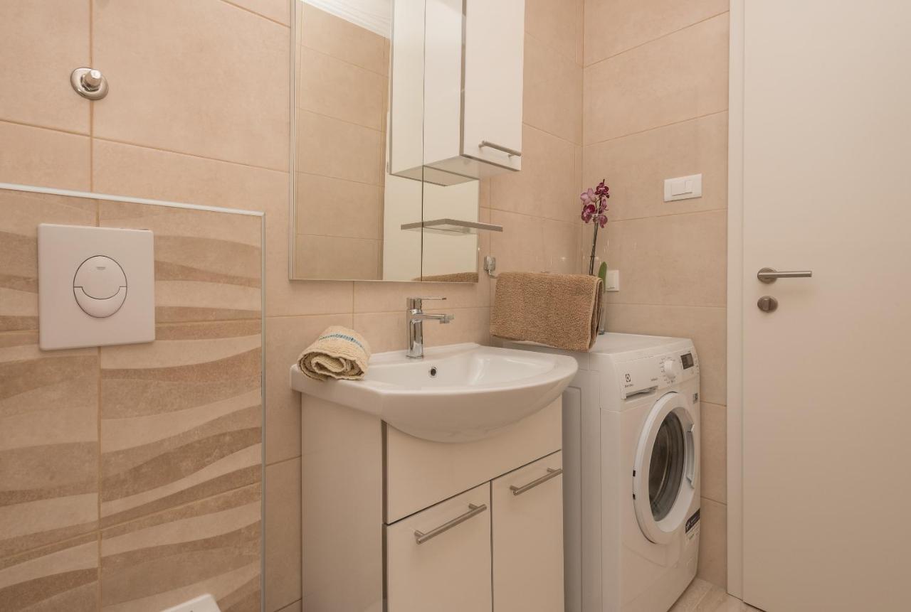 Apartman Pinto Makarska Exterior photo